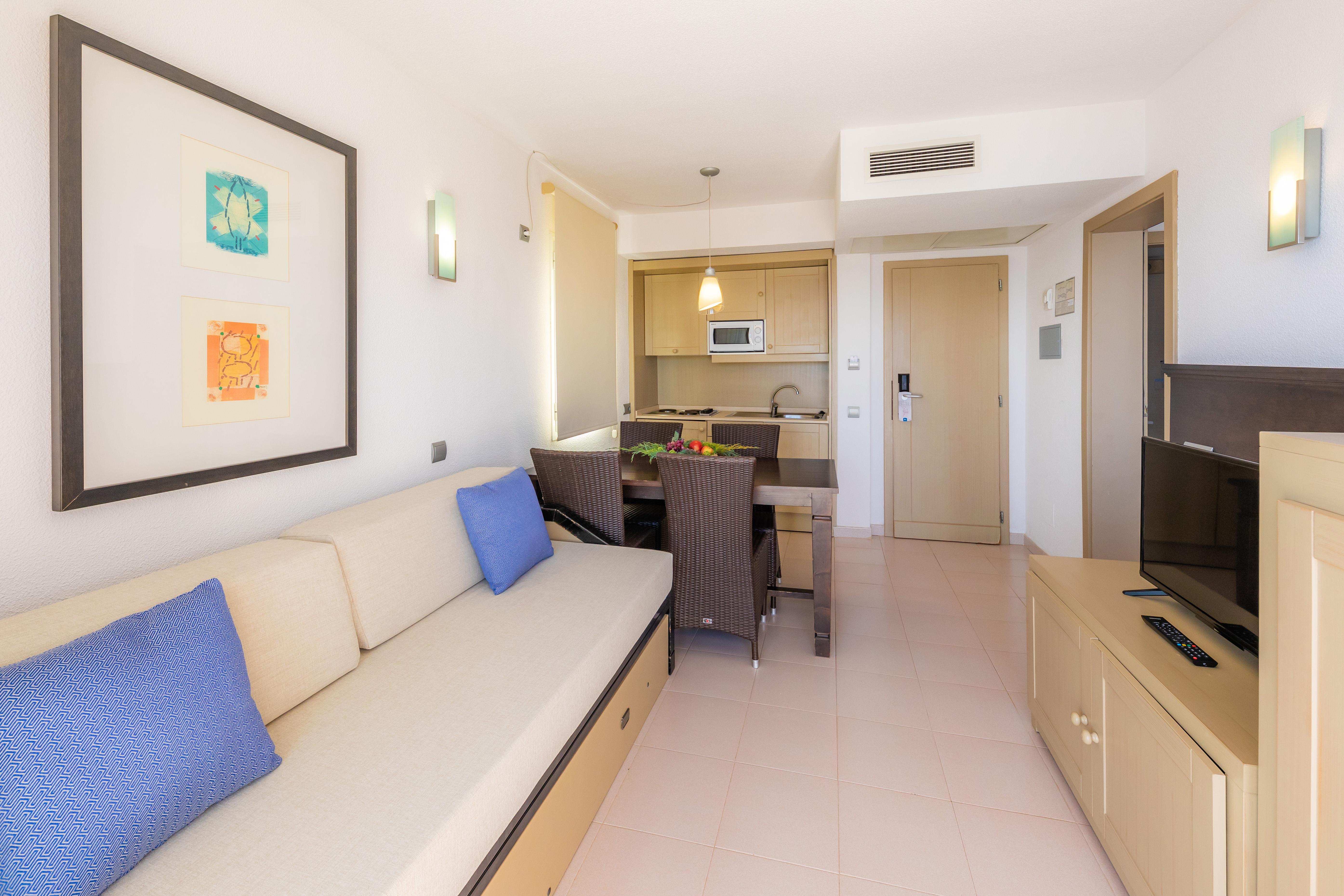 Hotel Blau Punta Reina Cala Mandia  Esterno foto