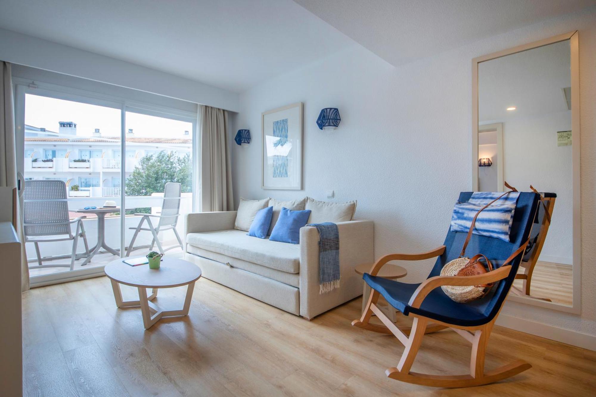 Hotel Blau Punta Reina Cala Mandia  Esterno foto
